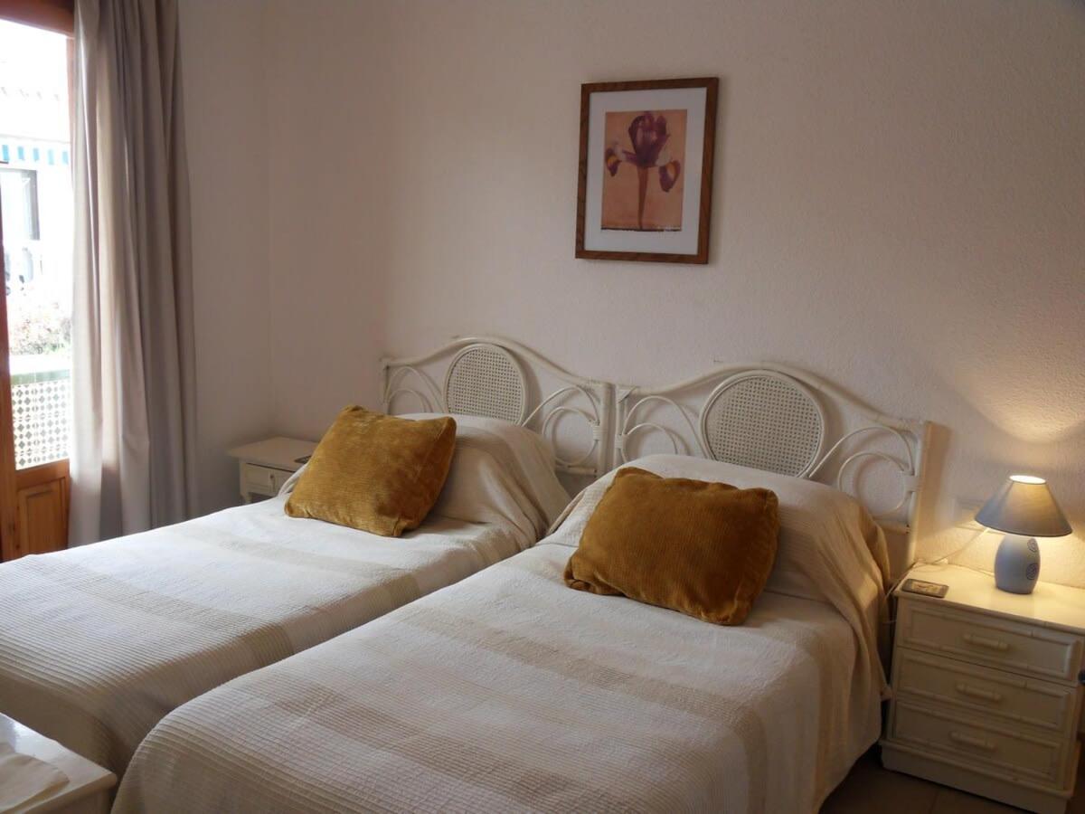 Apts Burriana Nerja Exterior photo